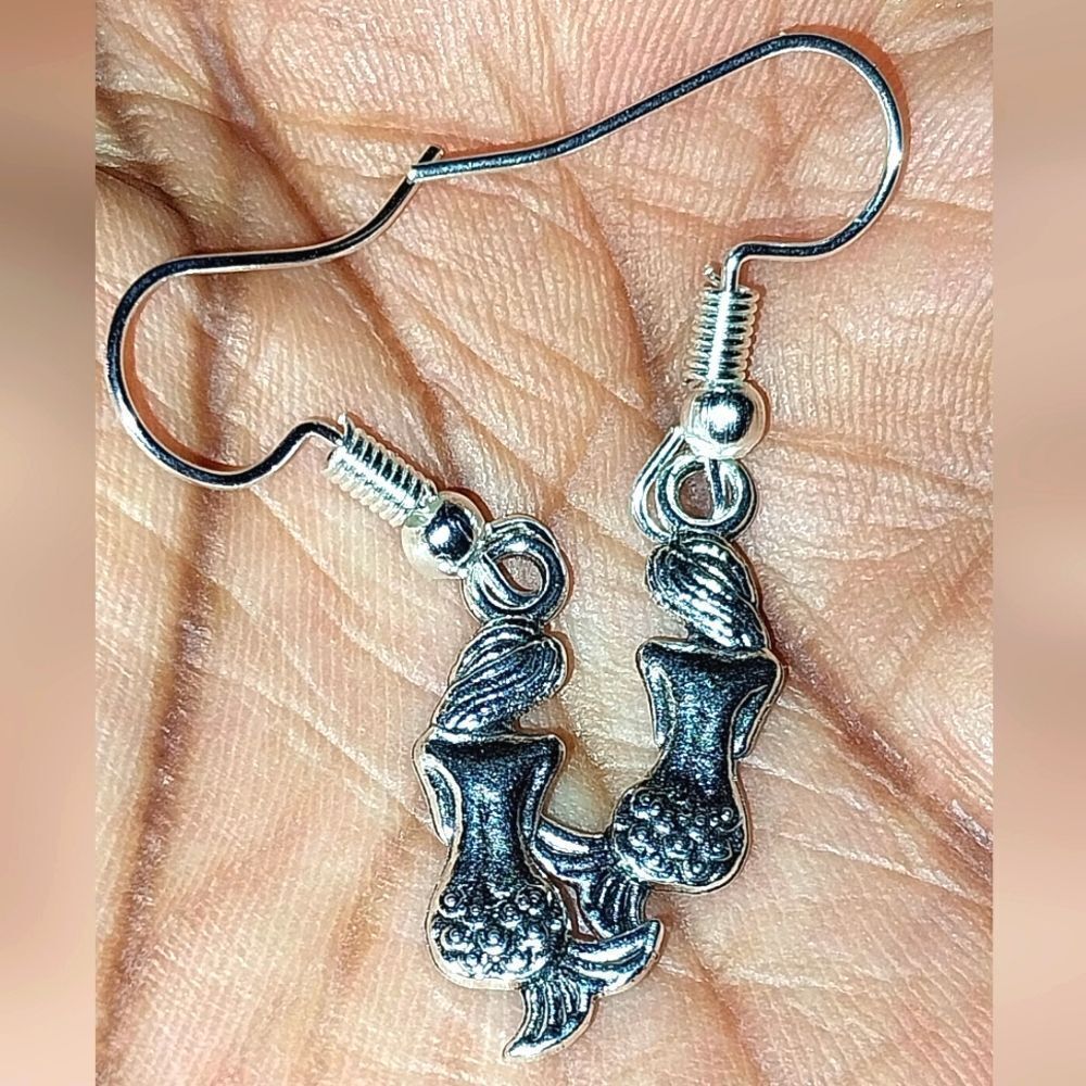 Retro Mini Super cute  Mermaid Earrings For Adults And Kids - Picture 4 of 6